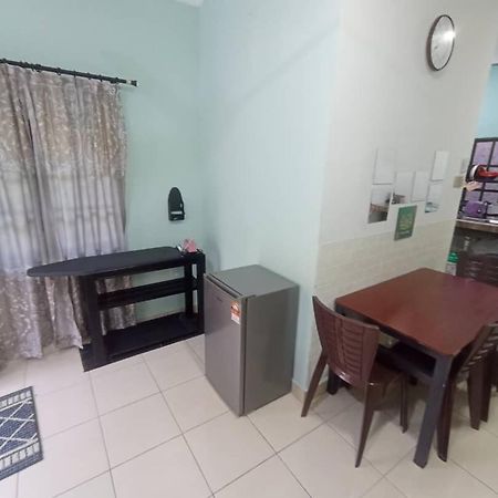 Homestay Sri Ladang Куала Теренгану Екстериор снимка
