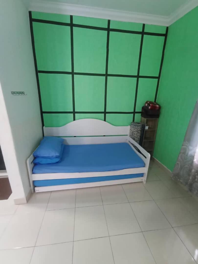 Homestay Sri Ladang Куала Теренгану Екстериор снимка